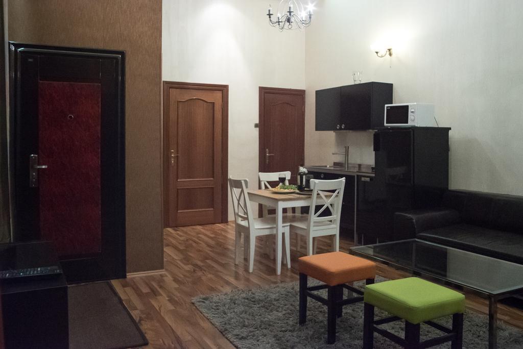 부다페스트 Inviting Flat In The Heart Of Town 아파트 외부 사진