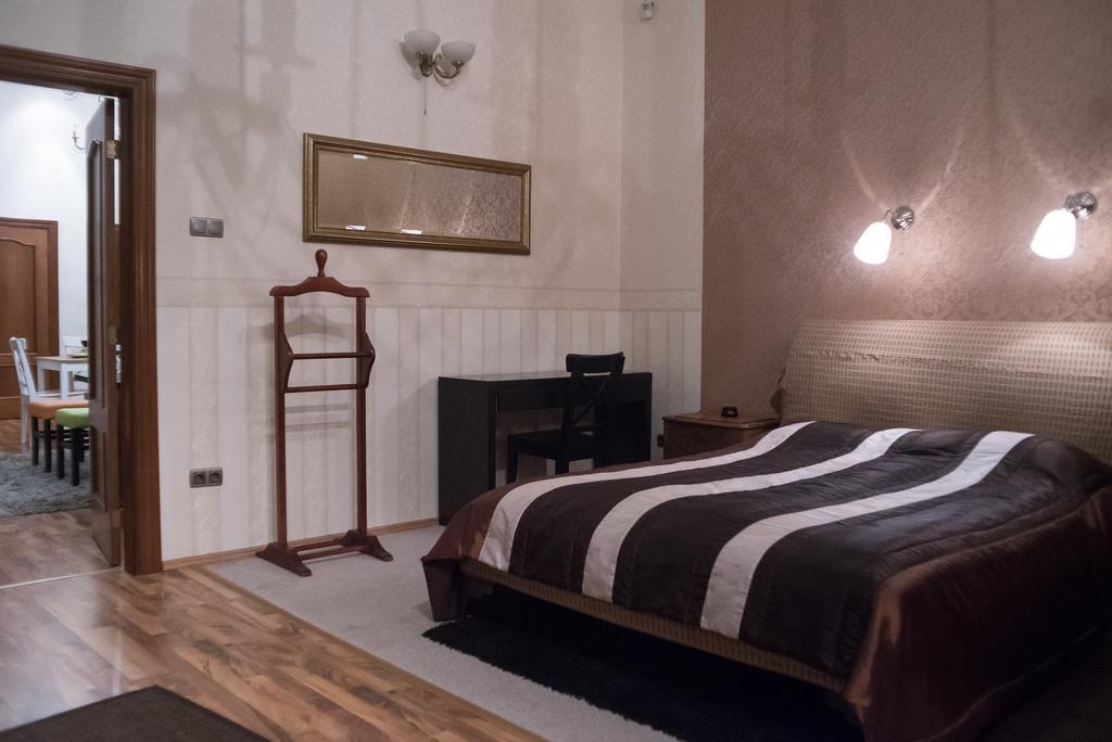 부다페스트 Inviting Flat In The Heart Of Town 아파트 외부 사진